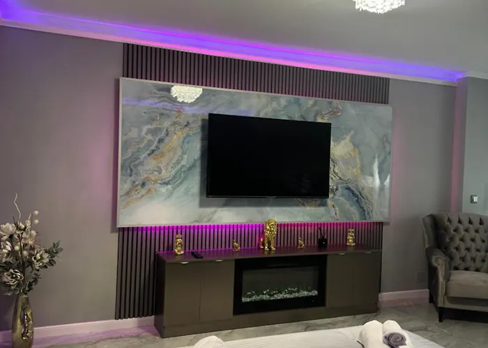 Silver At Just 8 Minutes Distance Of Center Apartmán