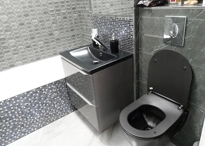 Апартаменты Silver At Just 8 Minutes Distance Of Center *