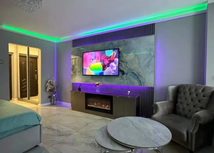 Апартаменты Silver At Just 8 Minutes Distance Of Center Бухарест