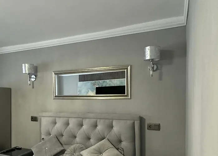 Silver At Just 8 Minutes Distance Of Center Апартаменты Бухарест